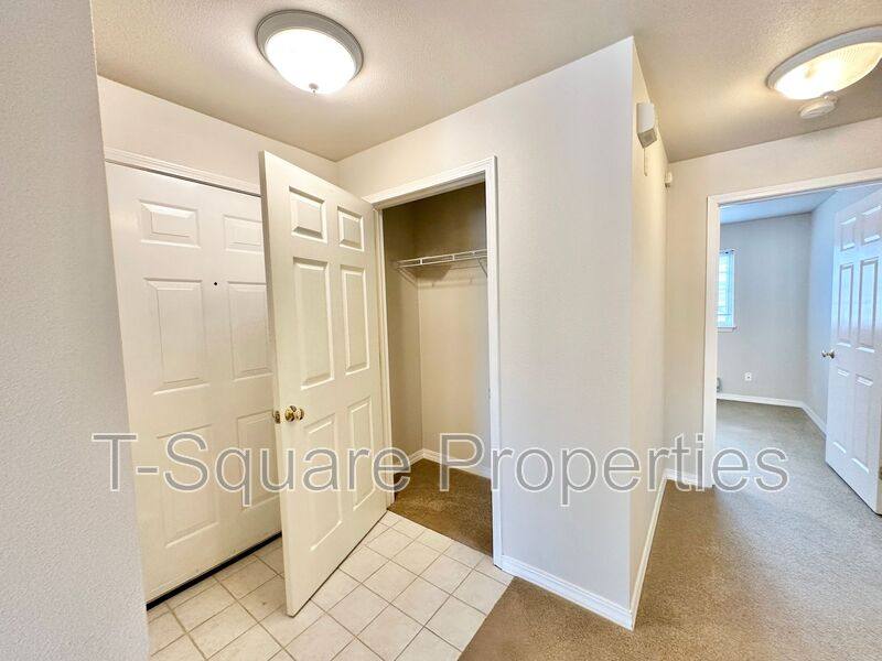Apartment for rent at 9525 NE 180th St #303, Bothell, WA 98011