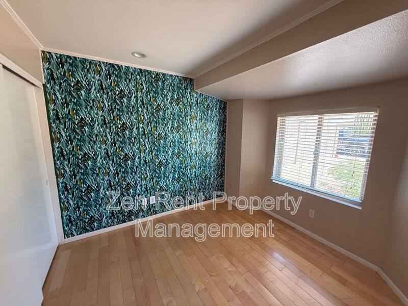 House for rent at 15448 N 63rd St, Scottsdale, AZ 85254