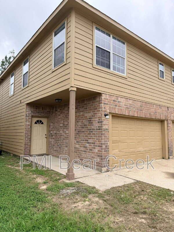 Townhouse for rent at 6407 Waldron Dr #A, Houston, TX 77084