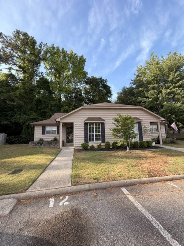 Townhouse for rent at 12 Shuler Circle #1, Columbia, SC 29212