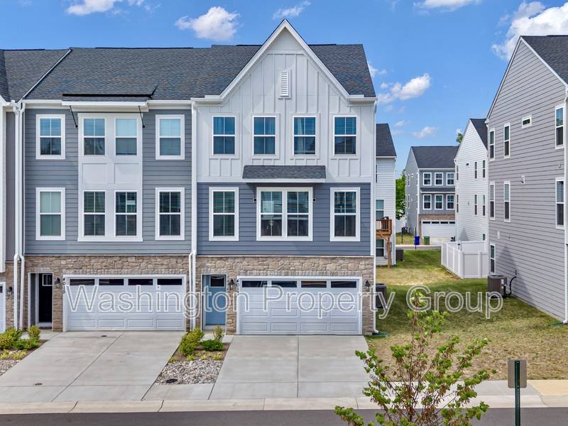 Townhouse for rent at 4013 Singerville Court, Fredericksburg, VA 22408