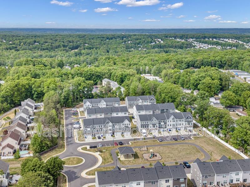 Townhouse for rent at 4013 Singerville Court, Fredericksburg, VA 22408