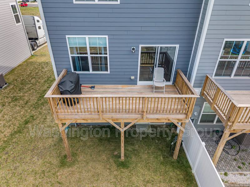 Townhouse for rent at 4013 Singerville Court, Fredericksburg, VA 22408