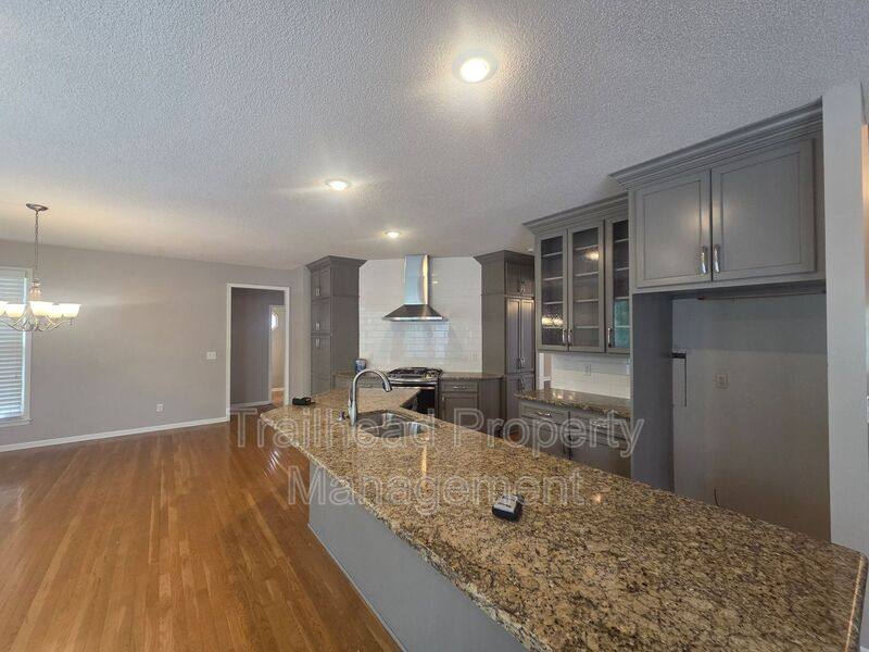 House for rent at 14002 Goodman, Overland Park, KS 66223