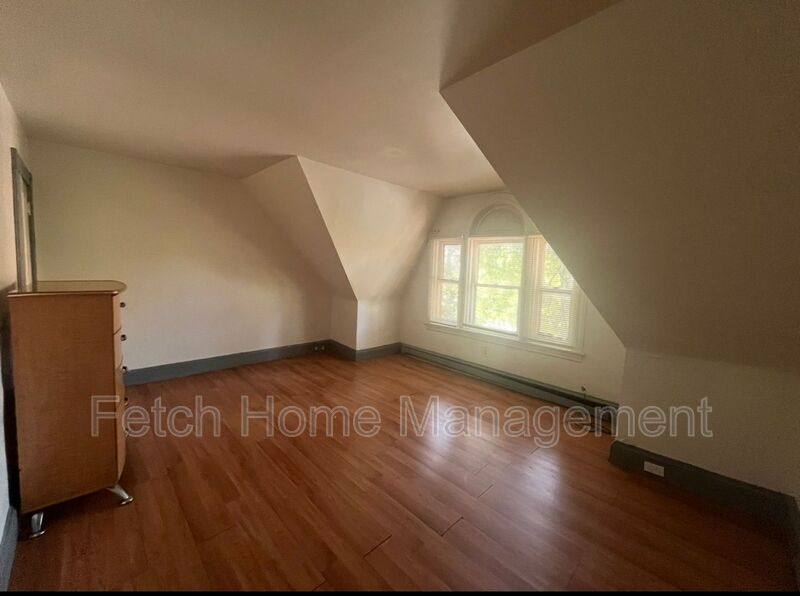 Apartment for rent at 618 E King St #3, Lancaster, PA 17602