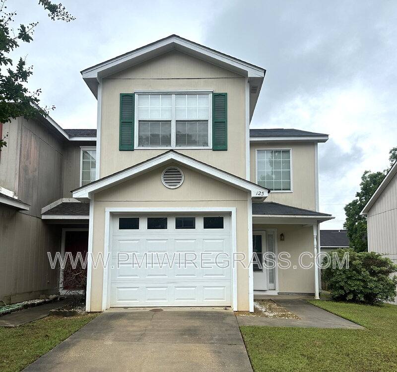 Townhouse for rent at 125 Commons Dr, Enterprise, AL 36330
