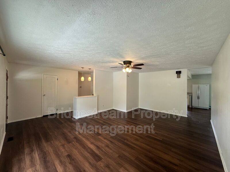 House for rent at 4208 Bellemeade Dr, Bellbrook, OH 45305