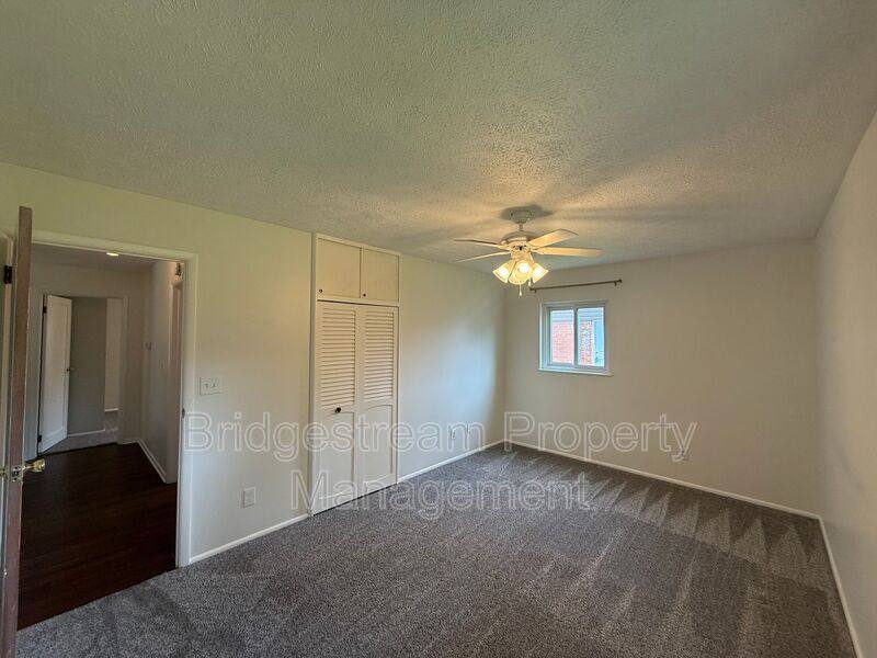 House for rent at 4208 Bellemeade Dr, Bellbrook, OH 45305