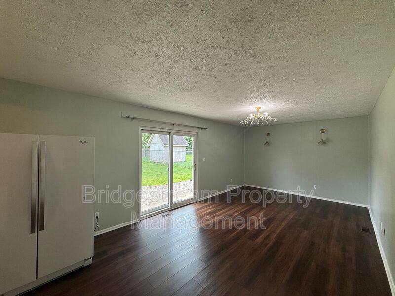 House for rent at 4208 Bellemeade Dr, Bellbrook, OH 45305