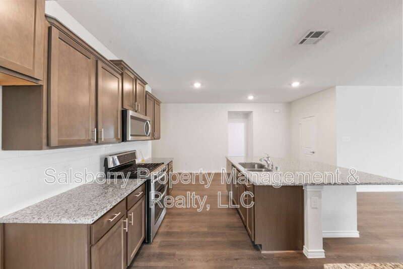 House for rent at 503 Willow View Way, Princeton, TX 75407