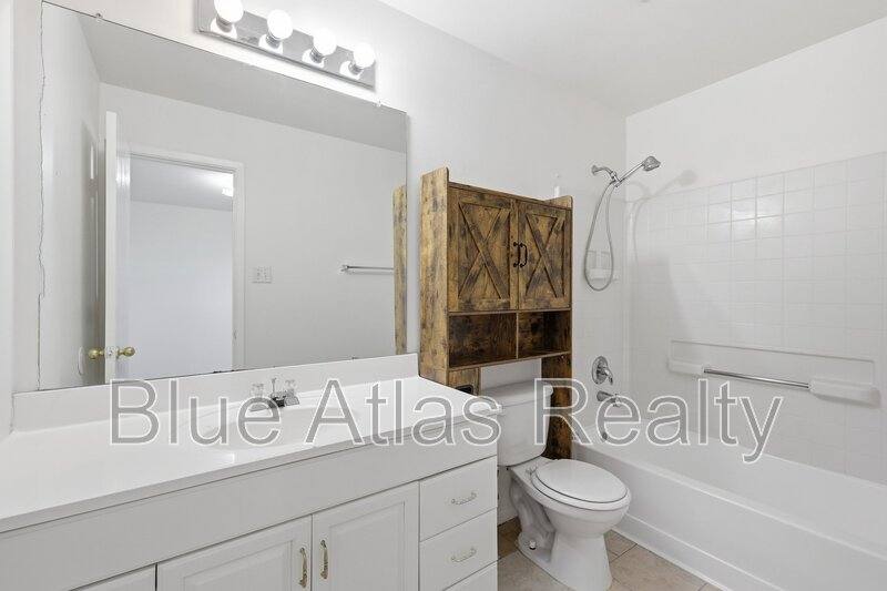 House for rent at 125 Cambridge Dr #4, Fort Worth, TX 76179