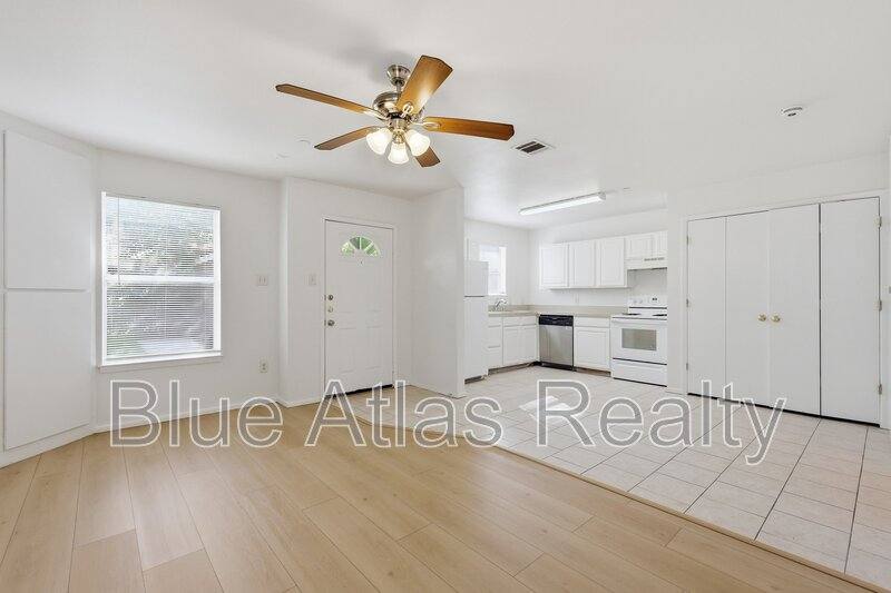 House for rent at 125 Cambridge Dr #4, Fort Worth, TX 76179