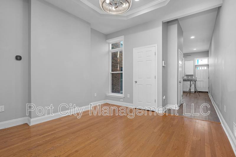 Townhouse for rent at 2534 McCulloh St #1, Baltimore, MD 21217