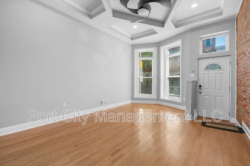 Townhouse for rent at 2534 McCulloh St #1, Baltimore, MD 21217