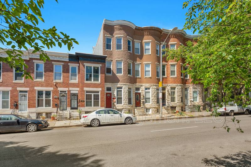 Townhouse for rent at 2534 McCulloh St #1, Baltimore, MD 21217