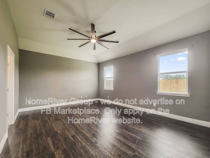 House for rent at 4626 Legends Bay Dr, Baytown, TX 77523