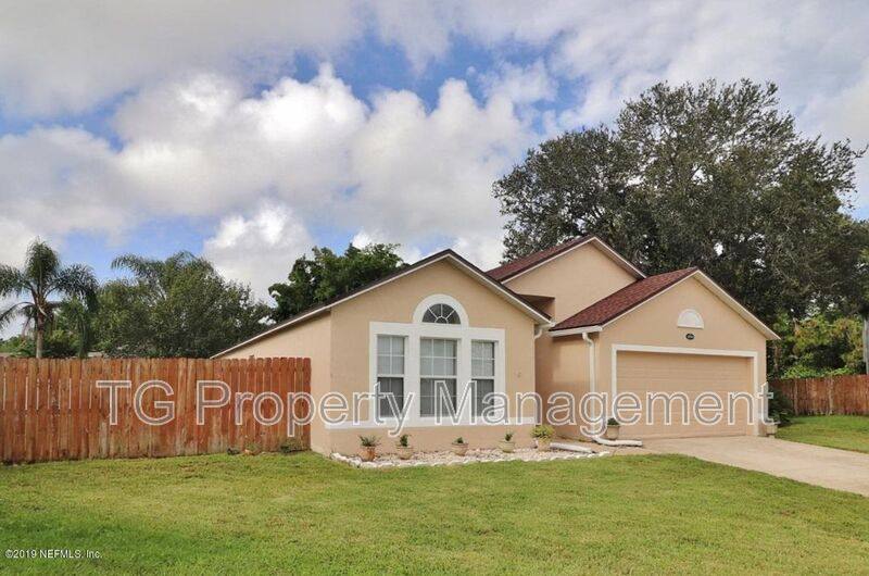 House for rent at 11034 Englenook Dr, Jacksonville, FL 32246