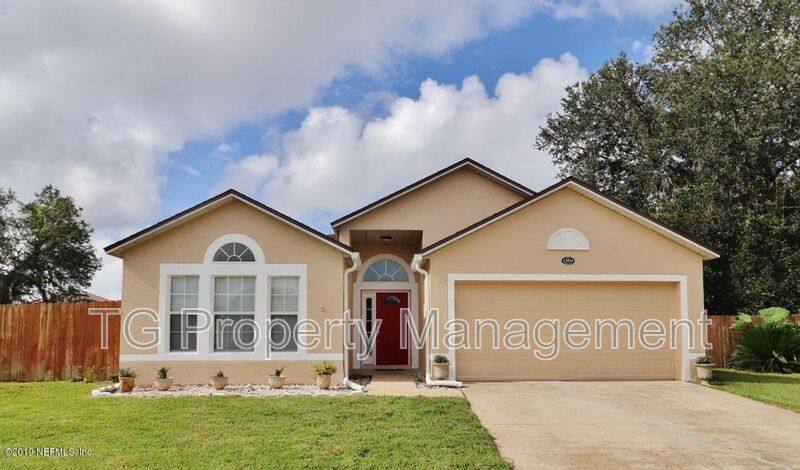 House for rent at 11034 Englenook Dr, Jacksonville, FL 32246