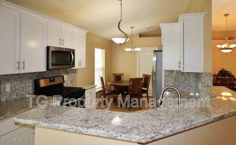 House for rent at 11034 Englenook Dr, Jacksonville, FL 32246