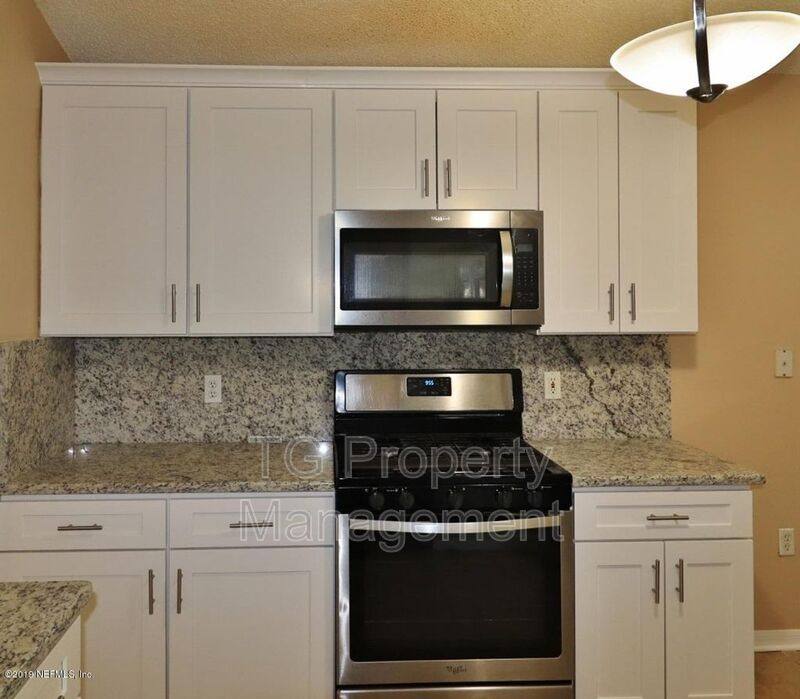 House for rent at 11034 Englenook Dr, Jacksonville, FL 32246