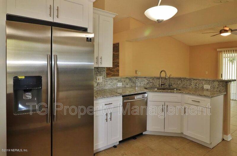 House for rent at 11034 Englenook Dr, Jacksonville, FL 32246