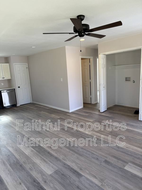 House for rent at 13142 Big Oak Bay Rd, Tyler, TX 75707