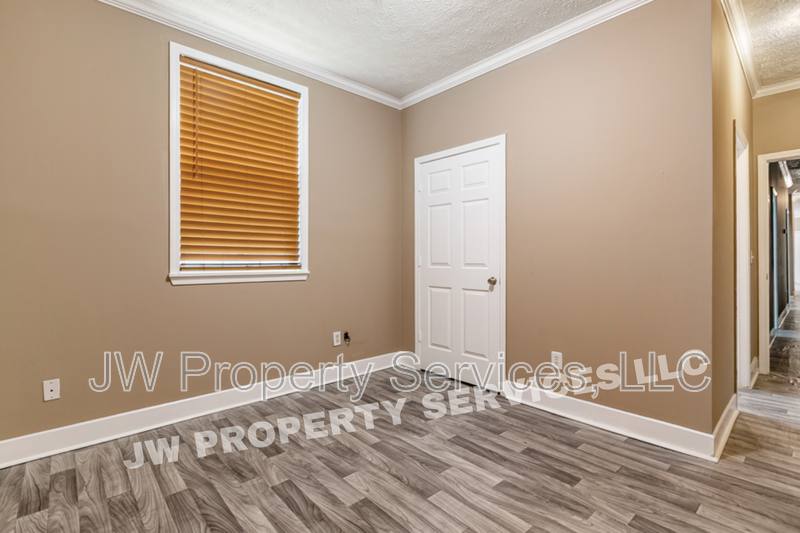 House for rent at 1414 A Sumner St, New Orleans, LA 70114