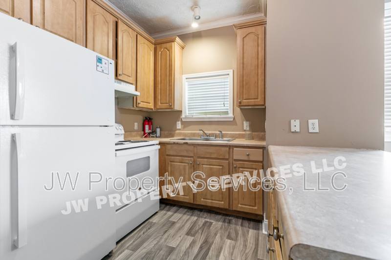 House for rent at 1414 A Sumner St, New Orleans, LA 70114