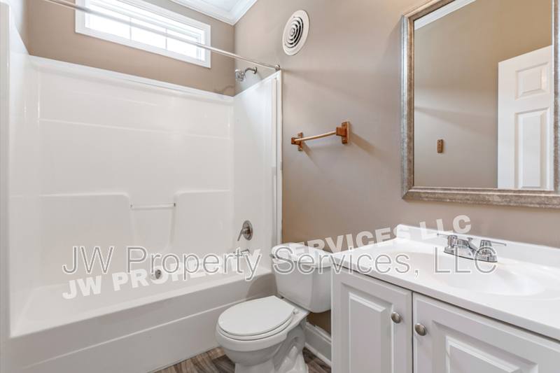 House for rent at 1414 A Sumner St, New Orleans, LA 70114