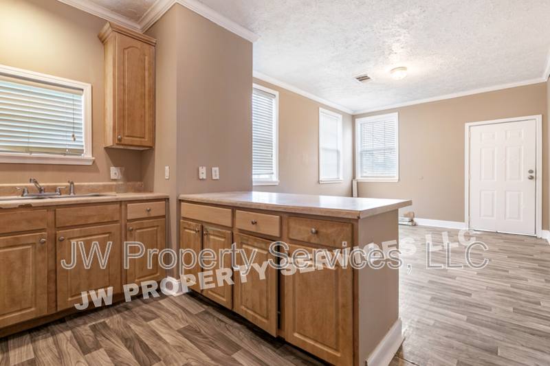 House for rent at 1414 A Sumner St, New Orleans, LA 70114
