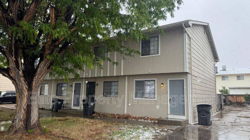 Townhouse for rent at 25 Royal Crest Dr #A, Pueblo, CO 81005
