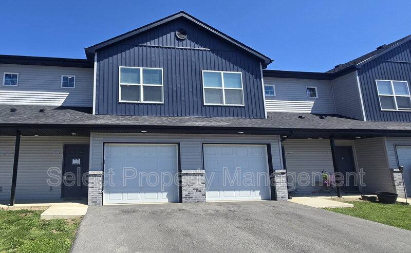 Townhouse for rent at 7083 Homestead Rd, Fort Wayne, IN 46814