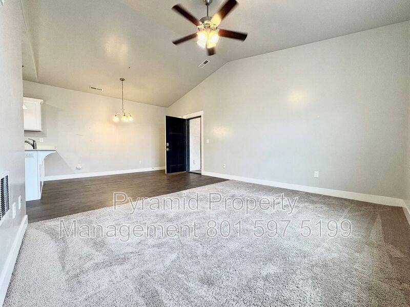 Condo for rent at 4216 W 1530 N #BB304, Lehi, UT 84043