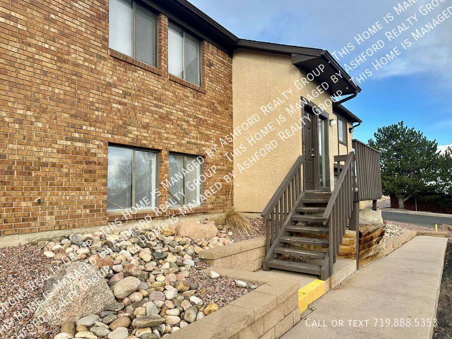 Apartment for rent at 1120 Yuma St, Colorado Springs, CO 80909