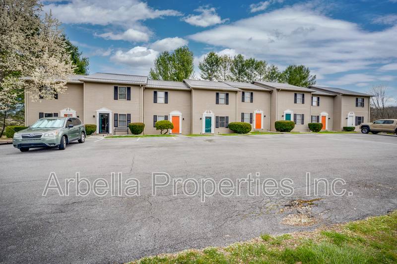 Townhouse for rent at 2637 Highway 11 W #12, Bristol, TN 37620