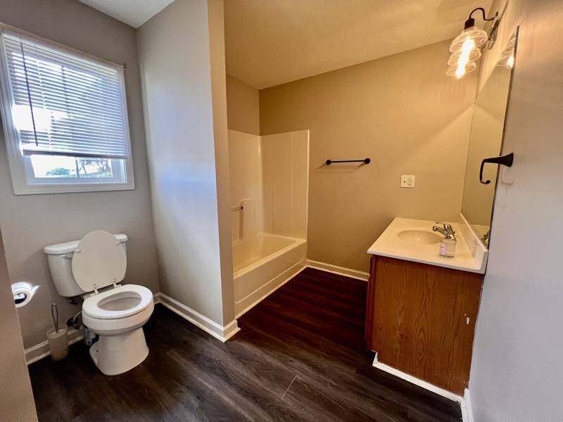 Apartment for rent at 200 Stone Henge Lane, Jacksboro, TN 37757