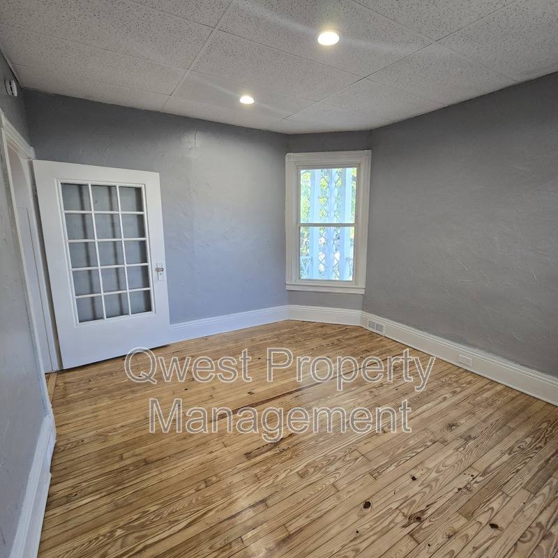 Apartment for rent at 747 1st St NW #1, Grand Rapids, MI 49504