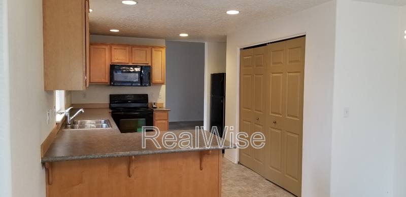 House for rent at 16139 Park Dr, La Pine, OR 97739