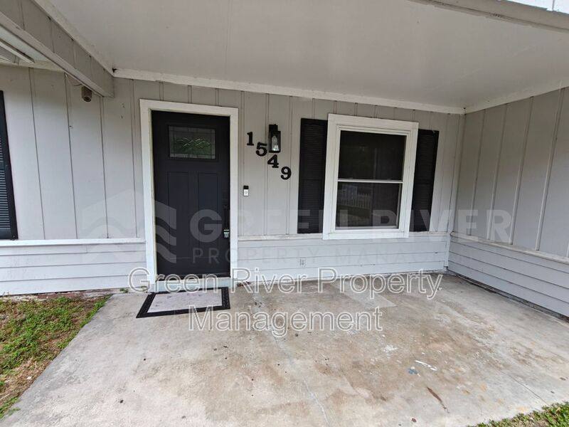 House for rent at 1549 Sonoma Court, Jacksonville, FL 32221