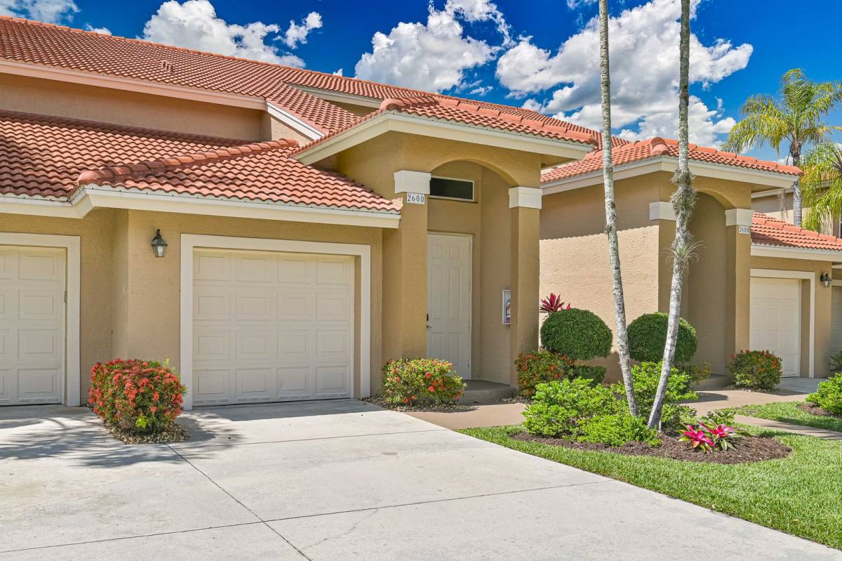 Condo for rent at 2600 Marshcreek Lane, Naples, FL 34119