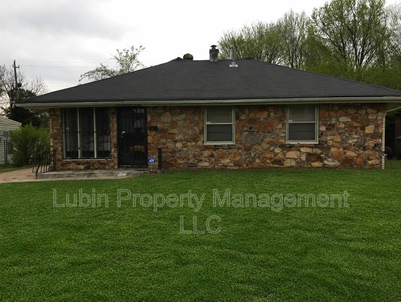 House for rent at 3266 Rochester Rd, Memphis, TN 38109