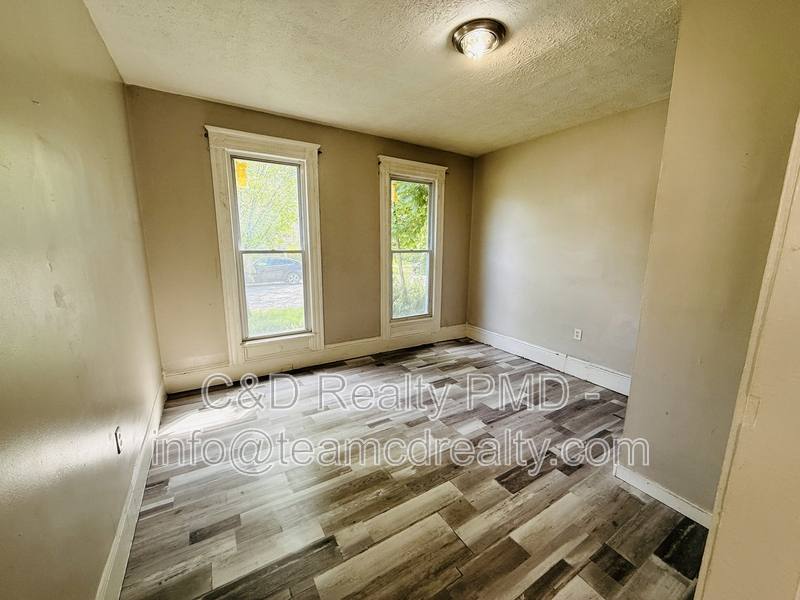 Apartment for rent at 3838 Marvin Ave #DOWN, Cleveland, OH 44109