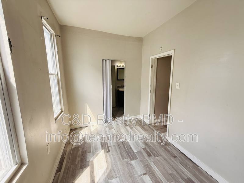 Apartment for rent at 3838 Marvin Ave #DOWN, Cleveland, OH 44109
