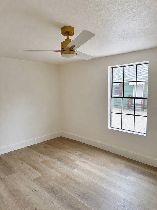 Apartment for rent at 410 Randall St #9, Pasadena, TX 77506