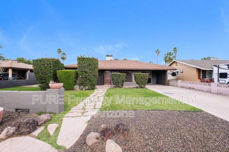 House for rent at 2817 N 51st St, Phoenix, AZ 85008