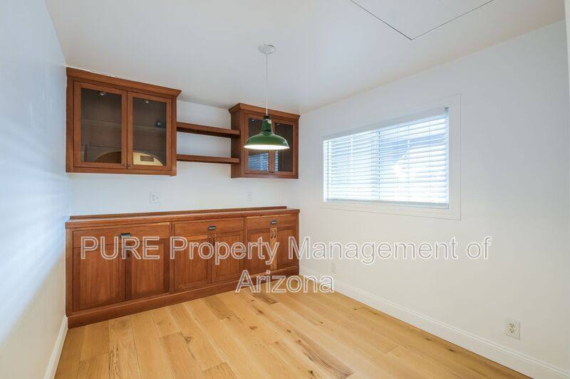 House for rent at 2817 N 51st St, Phoenix, AZ 85008
