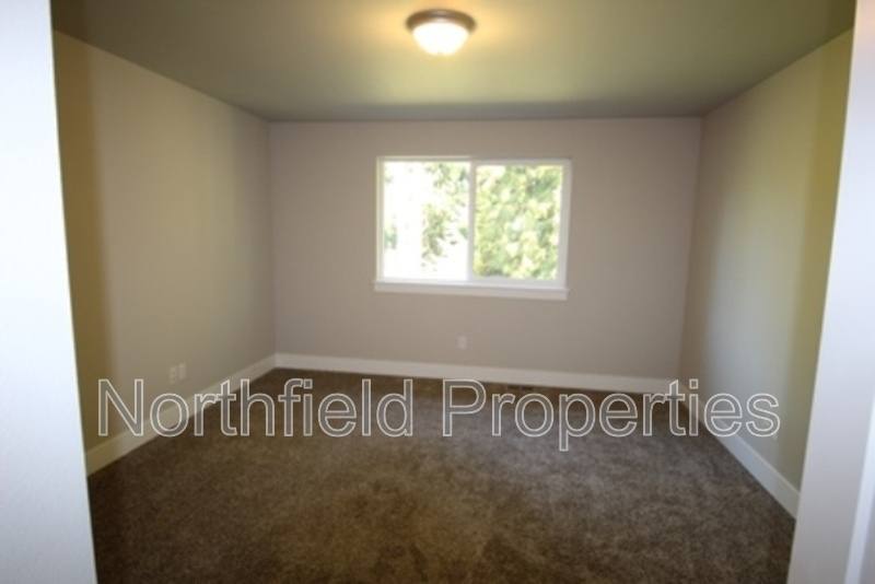 Townhouse for rent at 4857 100th St NE #A, Marysville, WA 98270