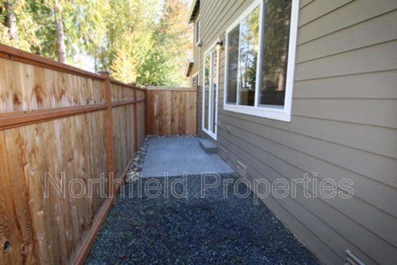 Townhouse for rent at 4857 100th St NE #A, Marysville, WA 98270