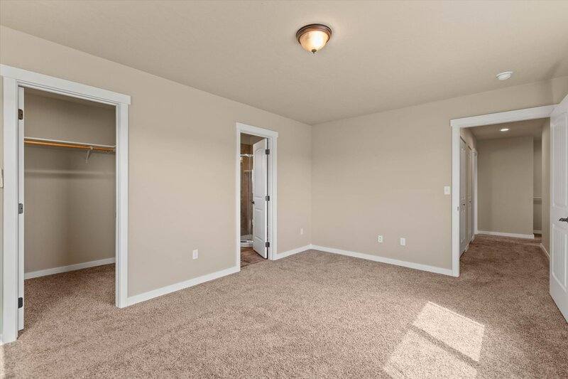 Townhouse for rent at 1671 E Horsehaven Ave #1, Post Falls, ID 83854