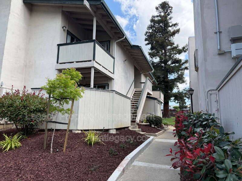 Apartment for rent at 5460 Concord Blvd #B4, Concord, CA 94521